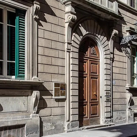 بيت ضيافة Coco Places Panerai, Centro Storico 2*